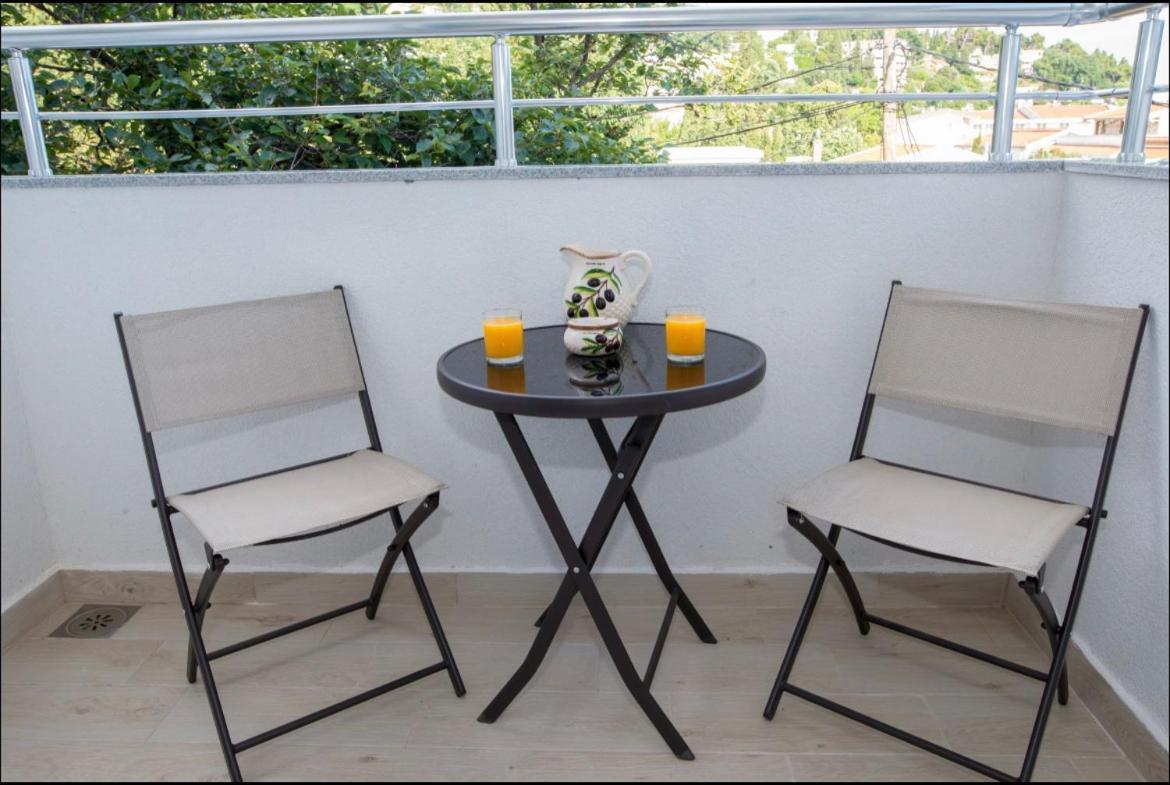 Apartmani Nela Sutomore Εξωτερικό φωτογραφία